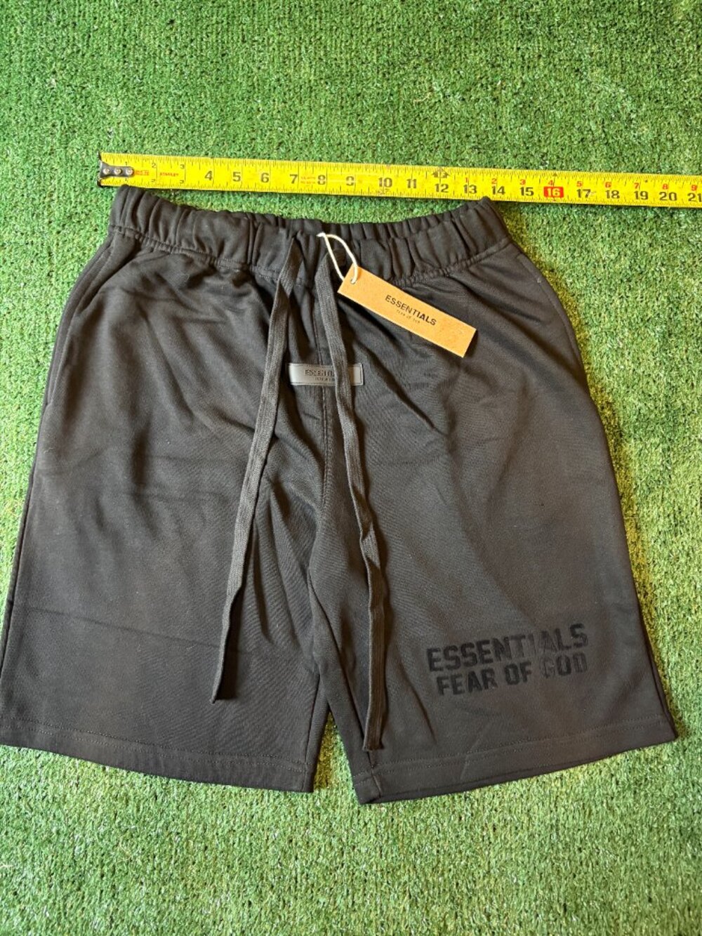 Essentials Fear Of God Black Shorts NWT - Picture 6 of 6
